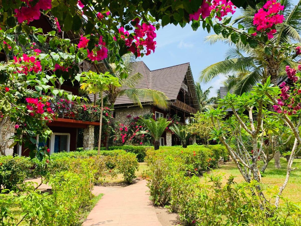 Palumboreef Beach Resort 우로아 외부 사진